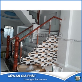 Cầu Thang Có Trụ mẫu 01