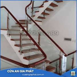 Cầu Thang Có Trụ mẫu 02
