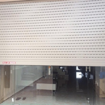 Cửa cuốn không mở được, nguyên nhân & cách xử lý triệt để