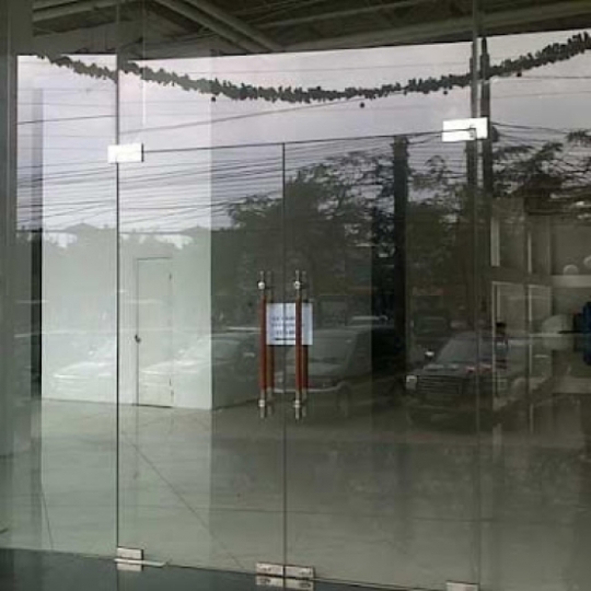 Cửa Bản Lề Sàn 03